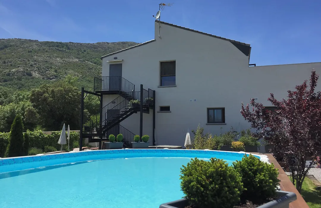 El Hotelito-1